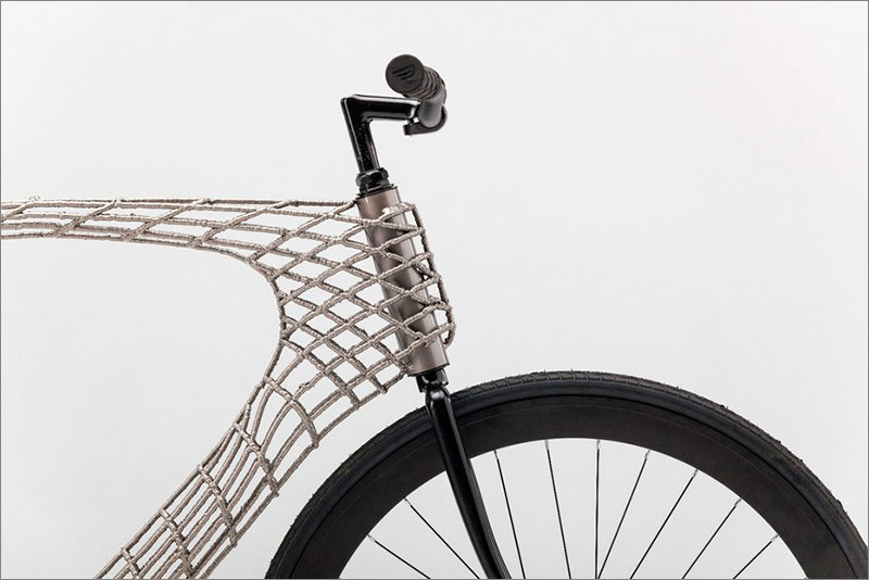 A Team Of Students Have Designed & Created A 3D Printed Metal Bike