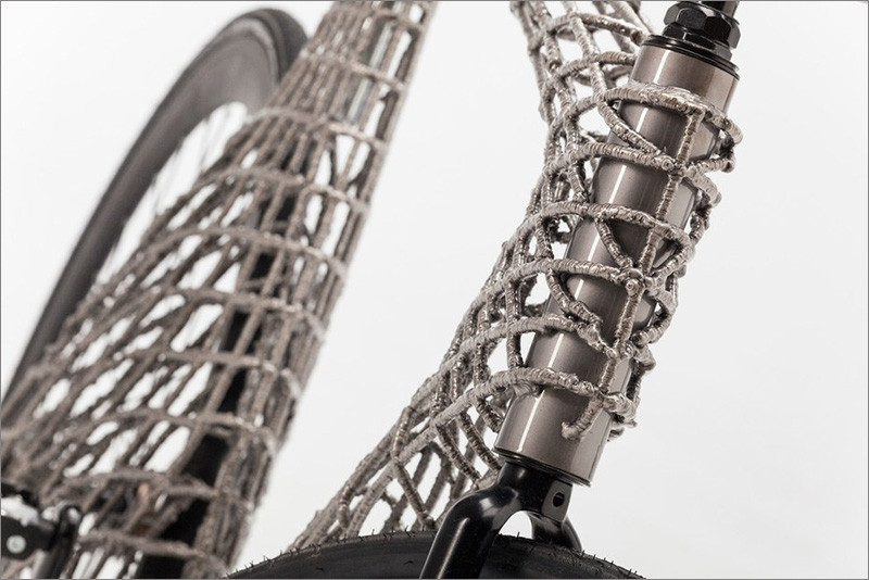 A Team Of Students Have Designed & Created A 3D Printed Metal Bike