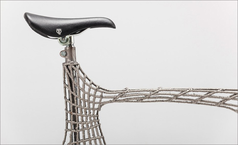 A Team Of Students Have Designed & Created A 3D Printed Metal Bike