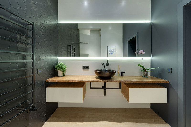 A Backlit Mirror In Your Bathroom, Diy Floating Vanity Mirror Led Strip