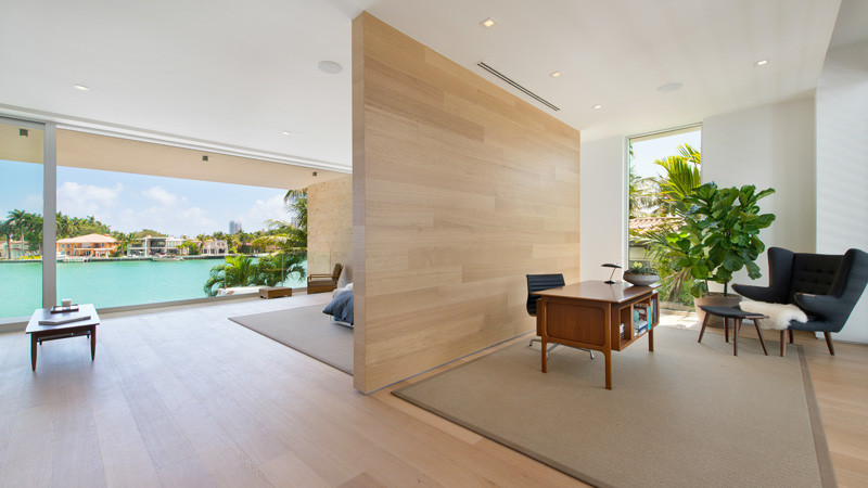 A contemporary home on DiLido Island in Miami Beach, designed by Max Strang and built by Luis Bosch