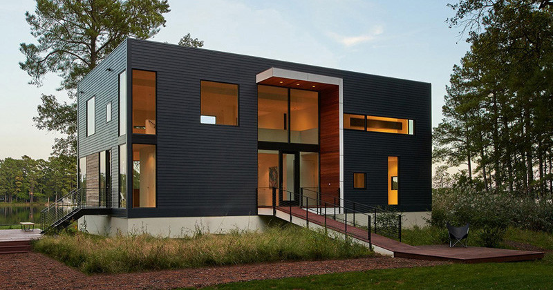 This home in Maryland has been designed to take advantage of the water views