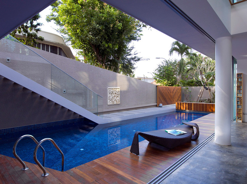 The OOI House, located in Singapore, and designed by Czarl Architects and Mink Architects.