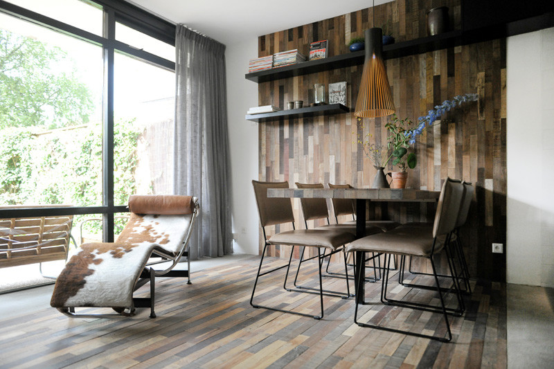 Before & After - An home gets updated with lots of wood and touches of black