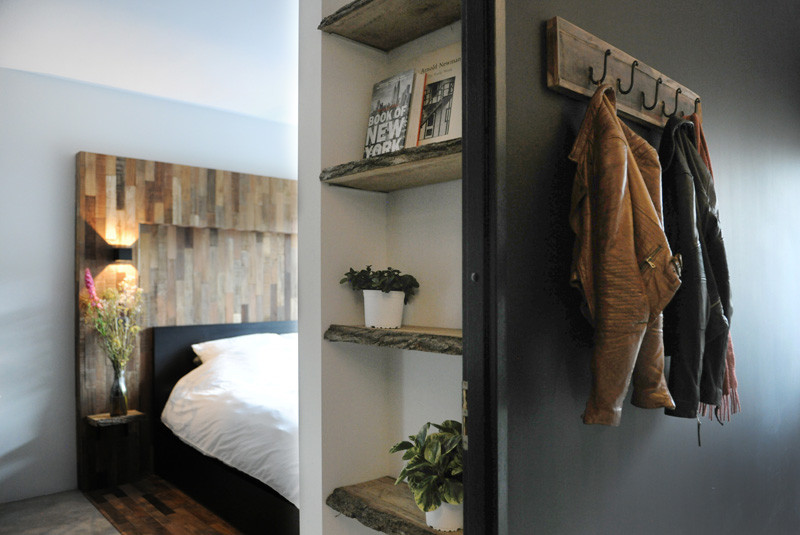 Before & After - An home gets updated with lots of wood and touches of black