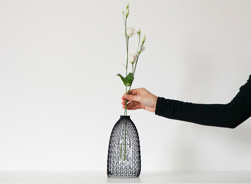 Turn Your Old Water Bottle Into A Decorative Vase With A 3D Printed Silhouette