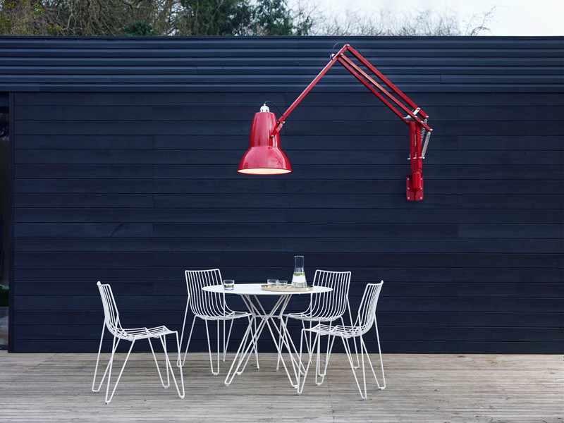 These oversized Anglepoise lamps definitely make a statement