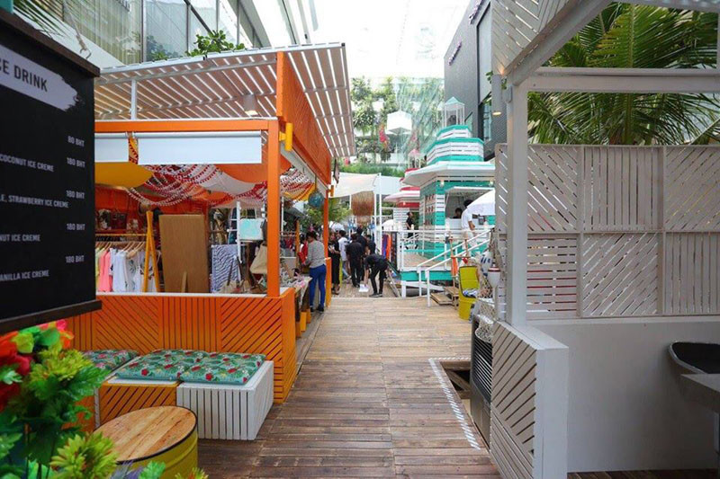 13 Pictures Of A Fun Pop-Up Beach In A Bangkok Mall