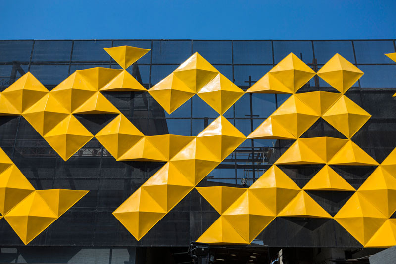 Martin's Building Facade by Studio Ardete