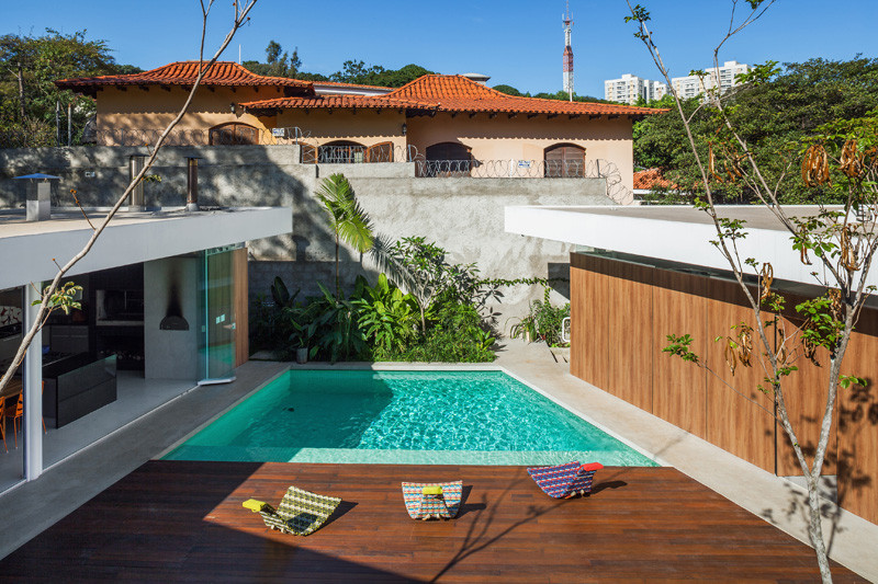 The Marquise House in Sao Paulo, Brazil, designed by FGMF (Forte, Gimenes & Marcondes Ferraz Arquitectos).