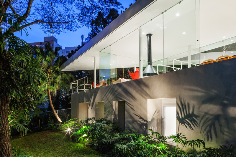 The Marquise House in Sao Paulo, Brazil, designed by FGMF (Forte, Gimenes & Marcondes Ferraz Arquitectos).
