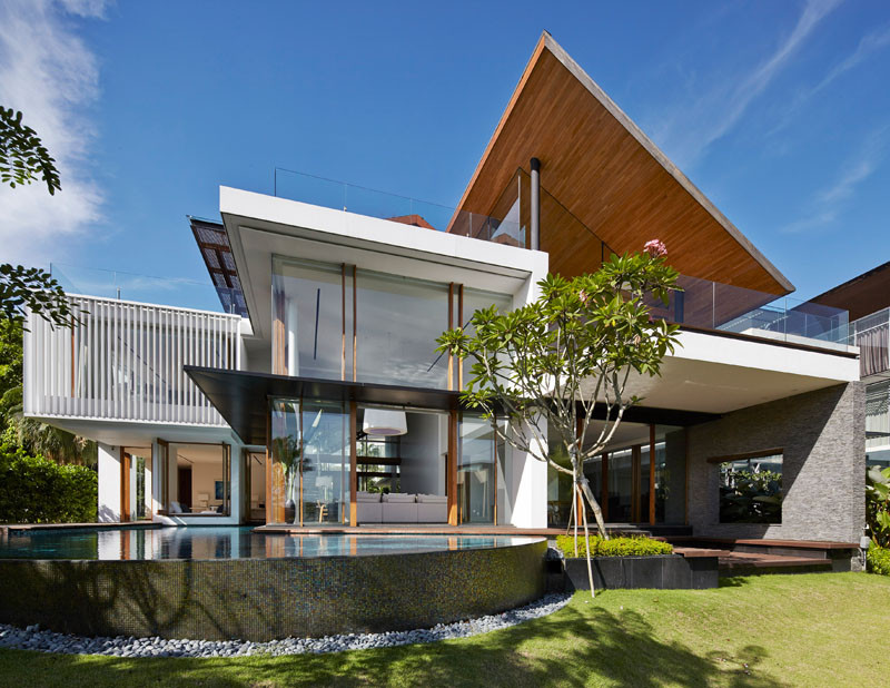 No.2, a house located in Singapore, and designed by Greg Shand Architects.