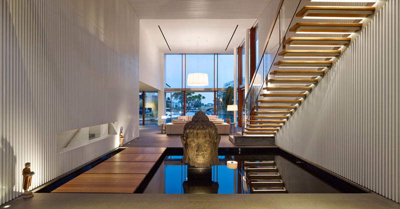 No.2, a house located in Singapore, and designed by Greg Shand Architects.
