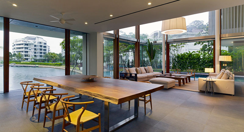 No.2, a house located in Singapore, and designed by Greg Shand Architects.