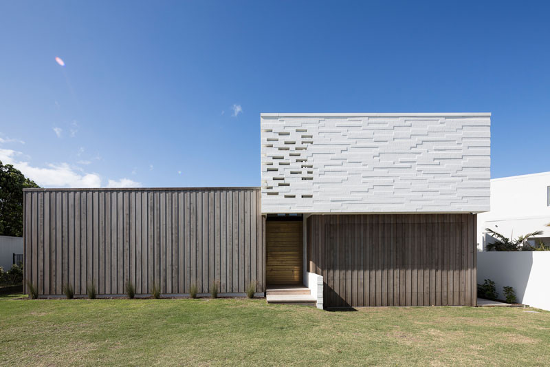 Tuatua House in Omaha, New Zealand, designed by Julian Guthrie.