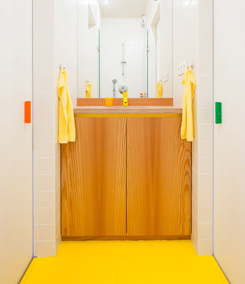 10 Examples Of How To Include Yellow In Your Bathroom