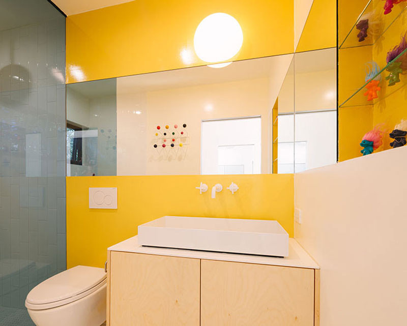 10 Examples Of How To Include Yellow In Your Bathroom