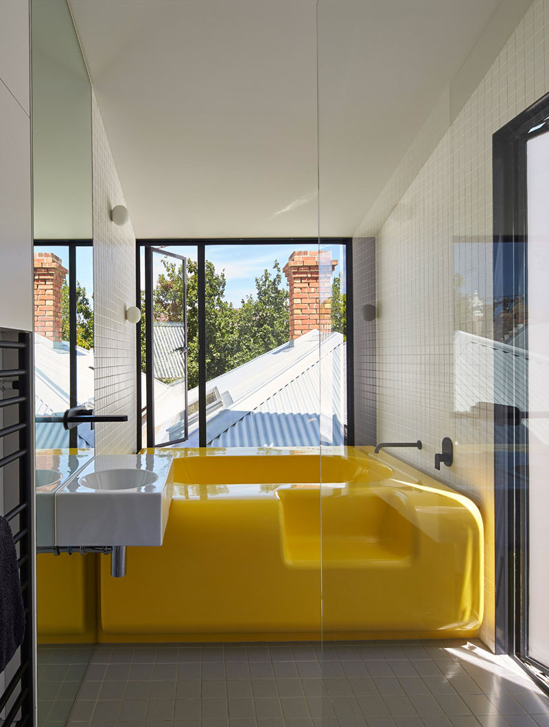 10 Examples Of How To Include Yellow In Your Bathroom