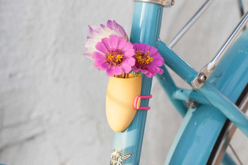 Decorate your bike this spring with cute little flower vases