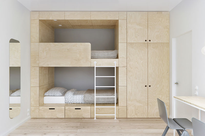 12 examples of bedrooms with built-in bunk beds.