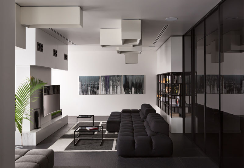 Black and White Apartment, designed by Lera Katasonova