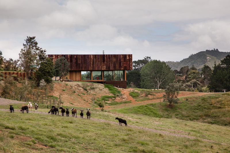 K Valley House by Herbst Architects