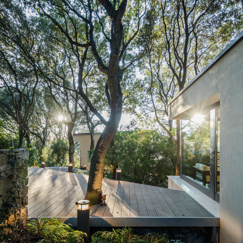 The House in the Woods, a detached extension, designed by Officina29 Architetti