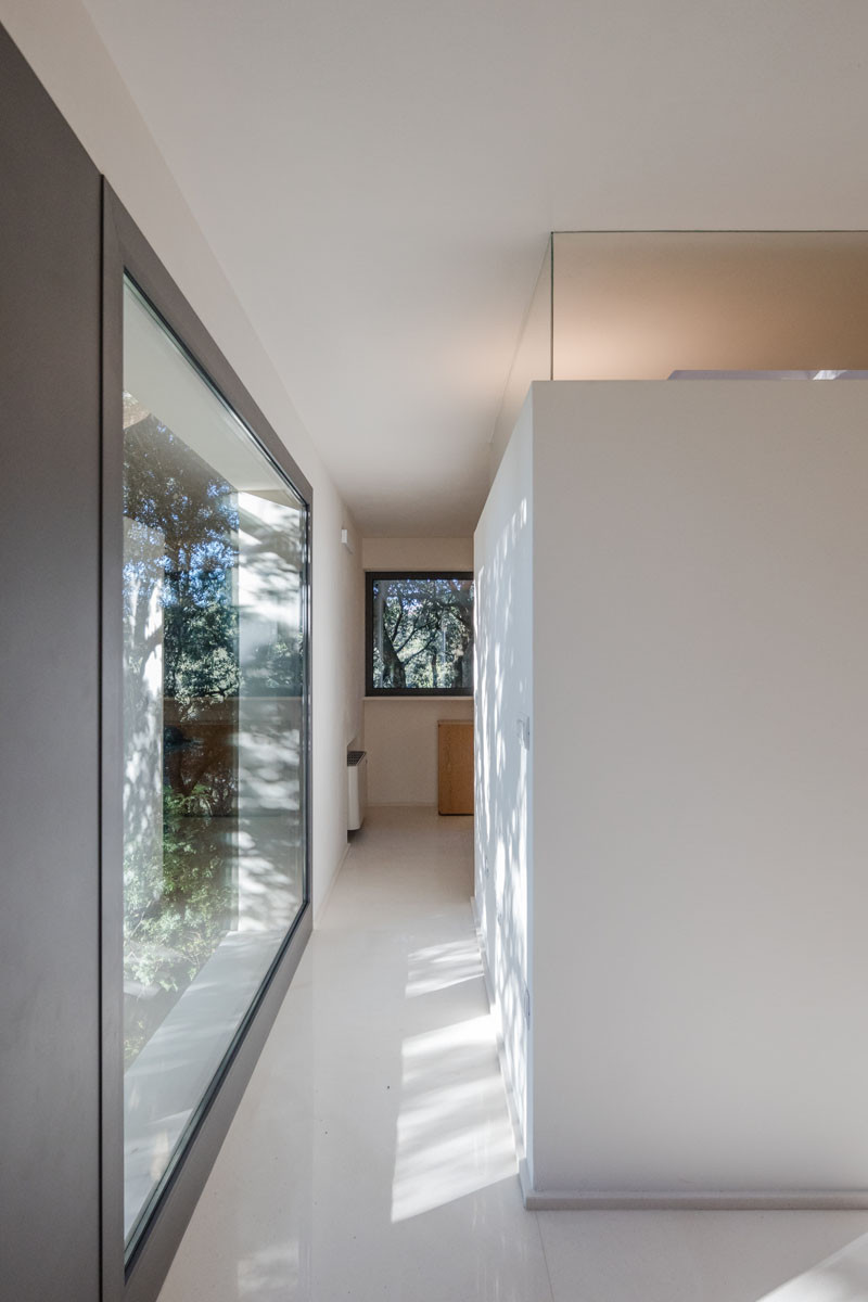 The House in the Woods, a detached extension, designed by Officina29 Architetti