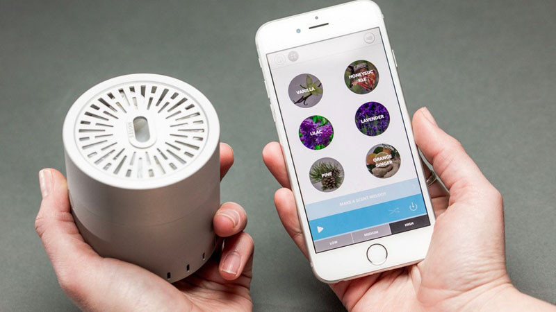 This little speaker is like a jukebox for scents