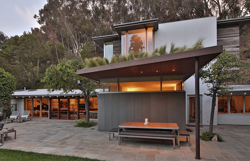 This Rustic Modern Home Lives In A California Canyon