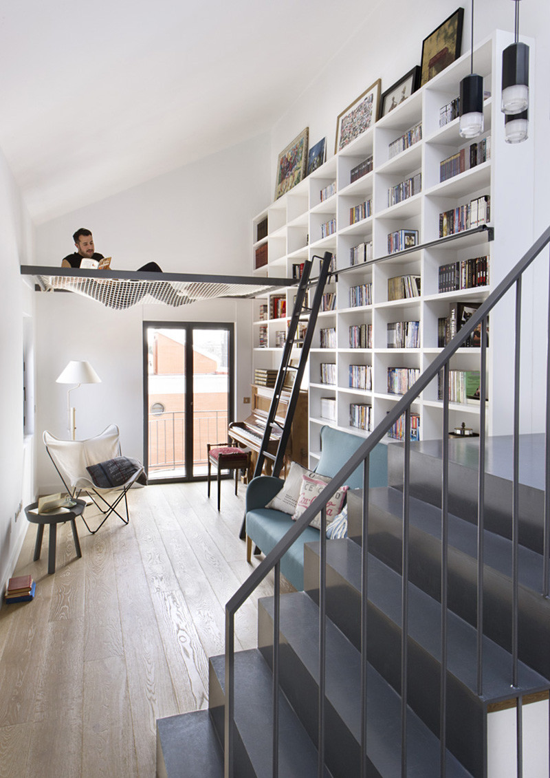 This Suspended Net Is The Perfect Place To Hang Out & Read A Book