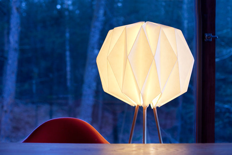 Lampo - The origami shade lamp that comes in a tube
