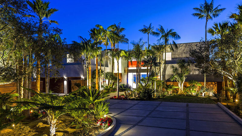 Oceanfront Malibu House