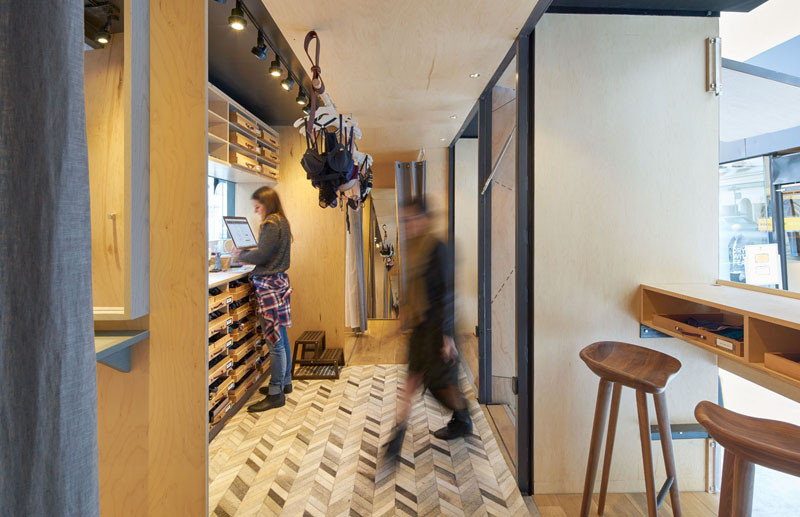 The 'Try-on Truck for True & Co., designed by Mobile Office Architects and Spiegel Aihara Workshop