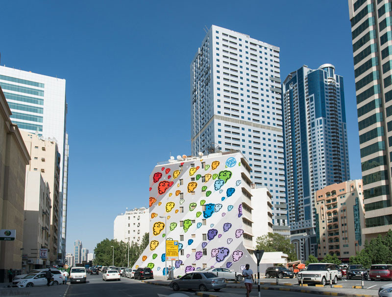 Colourful mural in Sharjah, UAE, by MYNEANDYOURS