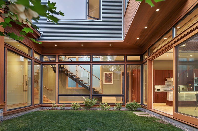 This Contemporary Home Sits On A River In Oregon // Deschutes House by FINNE Architects