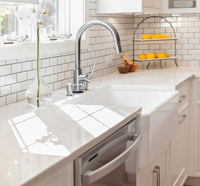 Can Farmhouse Sinks Be Contemporary?