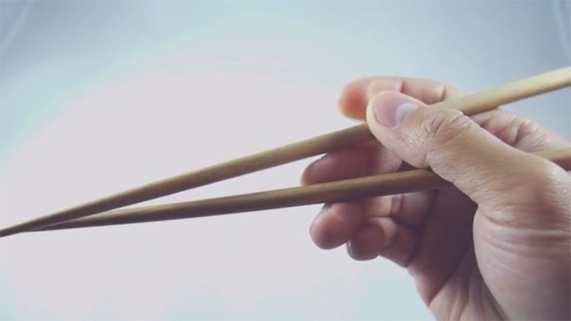 These chopsticks make it way easier to pick up your food...they've got grip