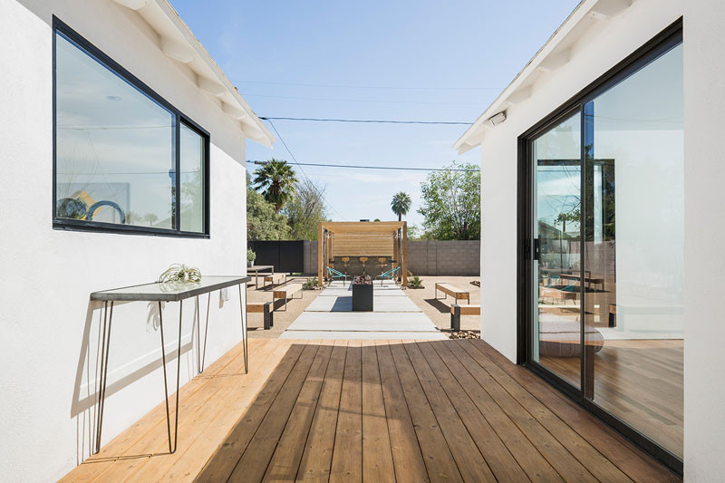 8th Street Residence Remodel in Phoenix, Arizona, designed by Knob Modern Design