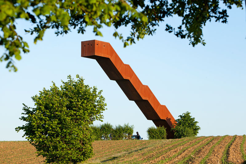 Vlooyberg Tower designed by Close to bone 