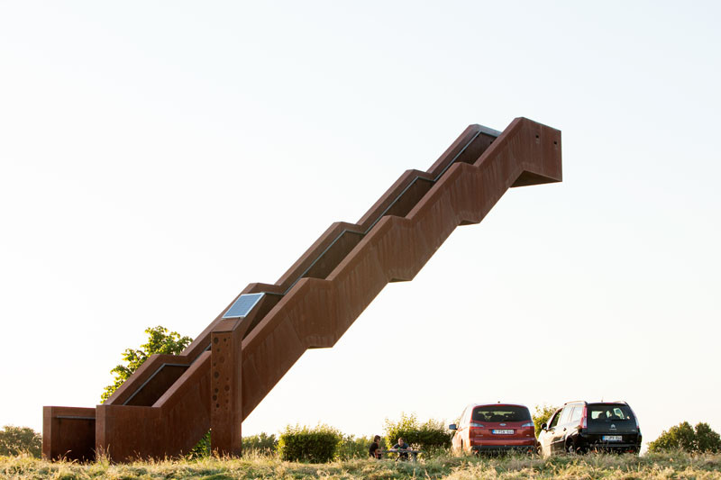 Vlooyberg Tower designed by Close to bone 