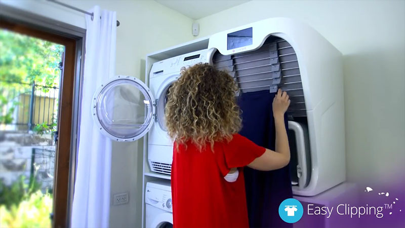 This Machine Will Fold Your Laundry So You Don't Have To