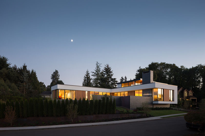 This home in Portland, Oregon, combines contemporary architecture with high performance sustainable design.