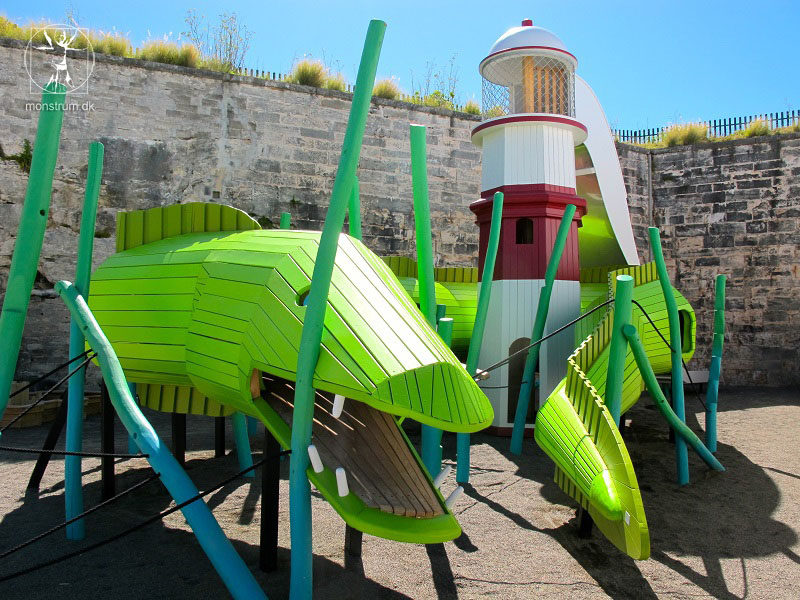 15 Amazing, Unique And Creative Playgrounds // An eel and a lighthouse