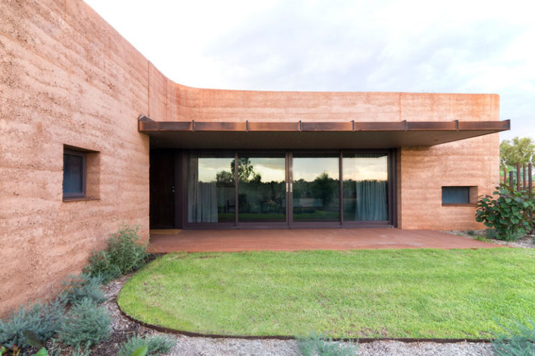 What Are Rammed Earth Walls?