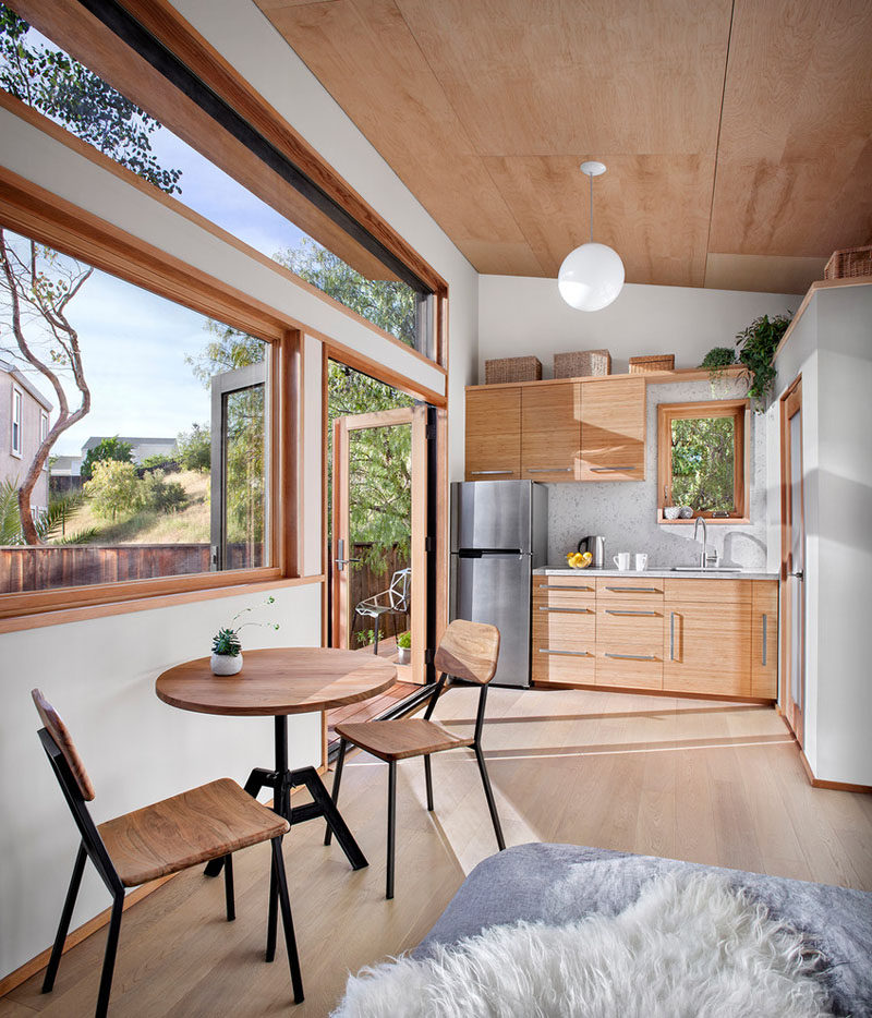 This Small Backyard Guest House Is Big On Ideas For Compact Living this-small-backyard-guest-house-is-big-on-ideas-for-compact-living