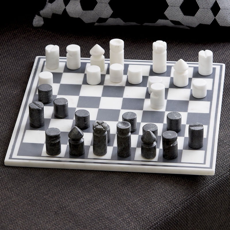 Office Decor Idea - Add A Touch Of Marble // Sometimes you need to take a little break from work; and what better way to take a break than playing a game. 
