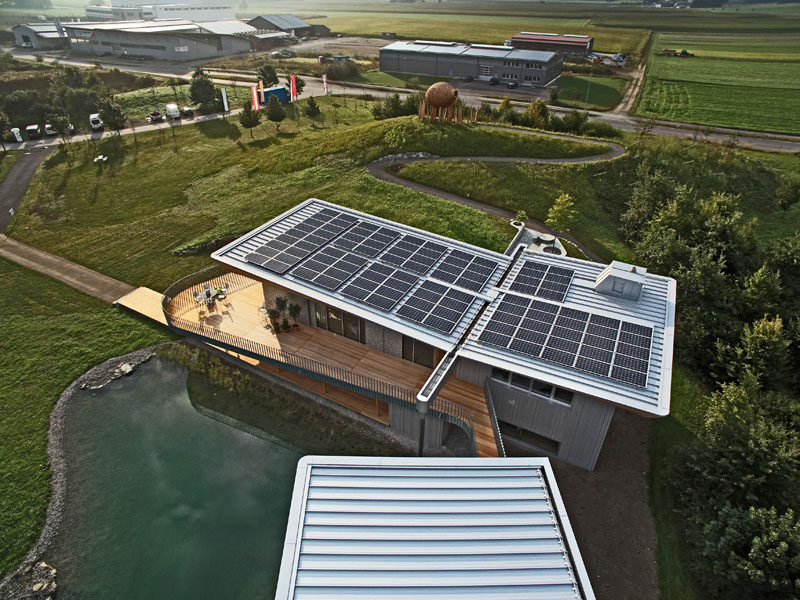 To make this house in Germany more environmentally friendly, the architects covered the roof in solar panels.