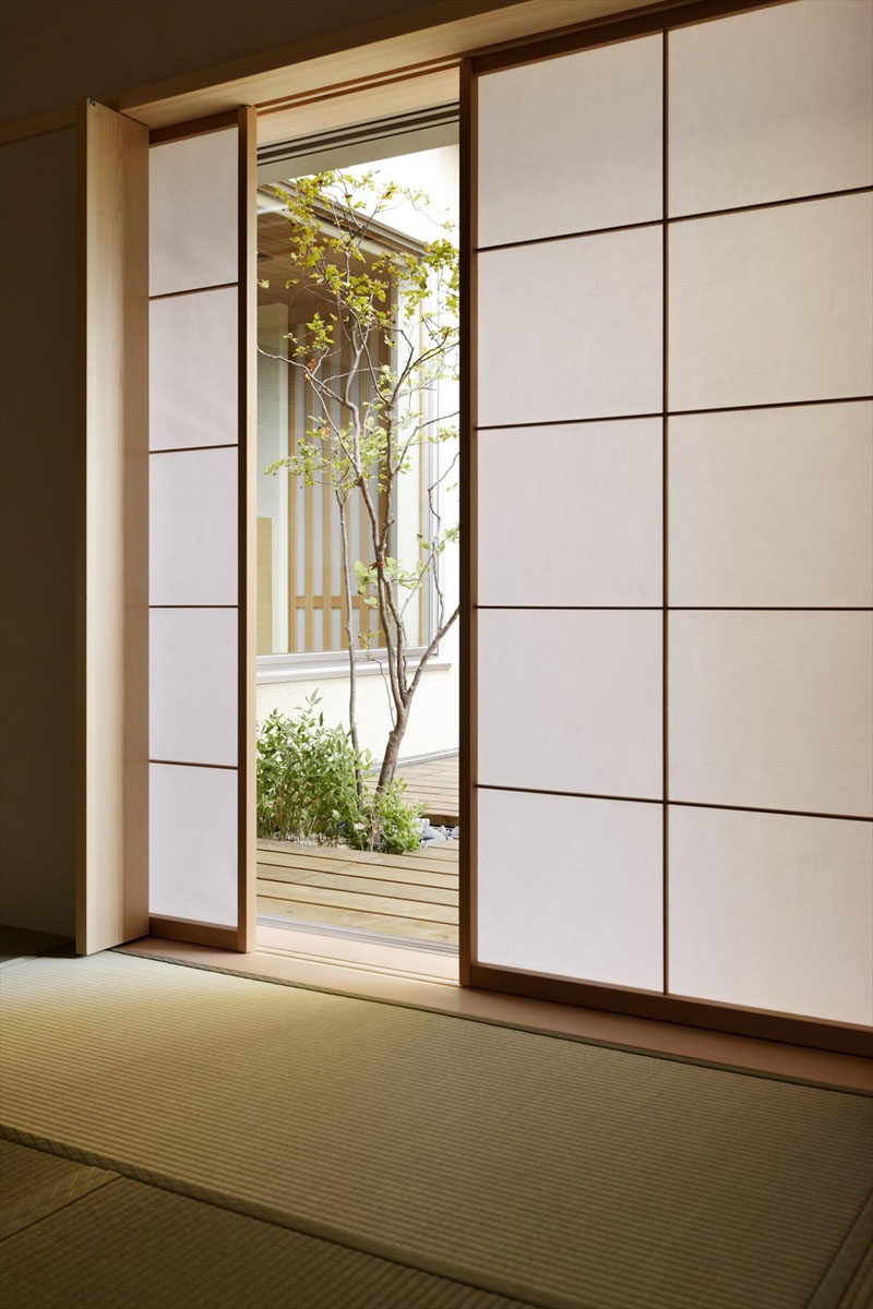 Interior Design Ideas - 5 Alternative Door Designs For Your Doorways // Shoji Sliding Doors