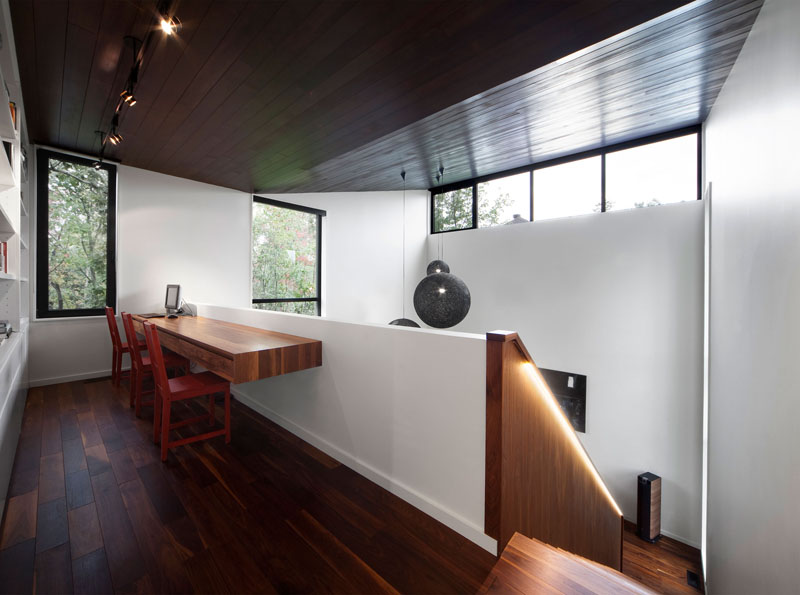 Interior Design Idea 13 Examples Of Desks In Hallways